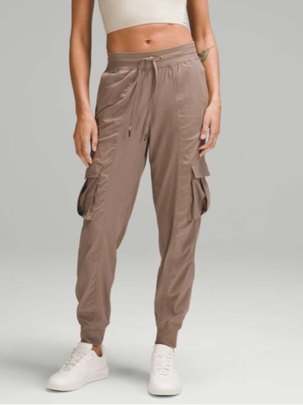 Lululemon Dance Studio Relaxed-Fit Mid-Rise Cargo Jogger Women’s Size 4